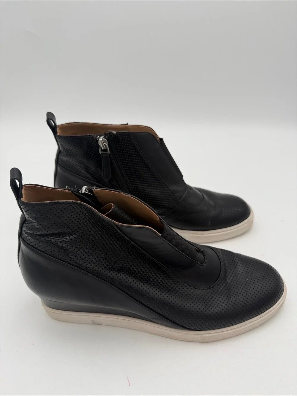 Paolo Black Perforated Leather Wedge Sneakers women 9.5M casual office Y2K retro